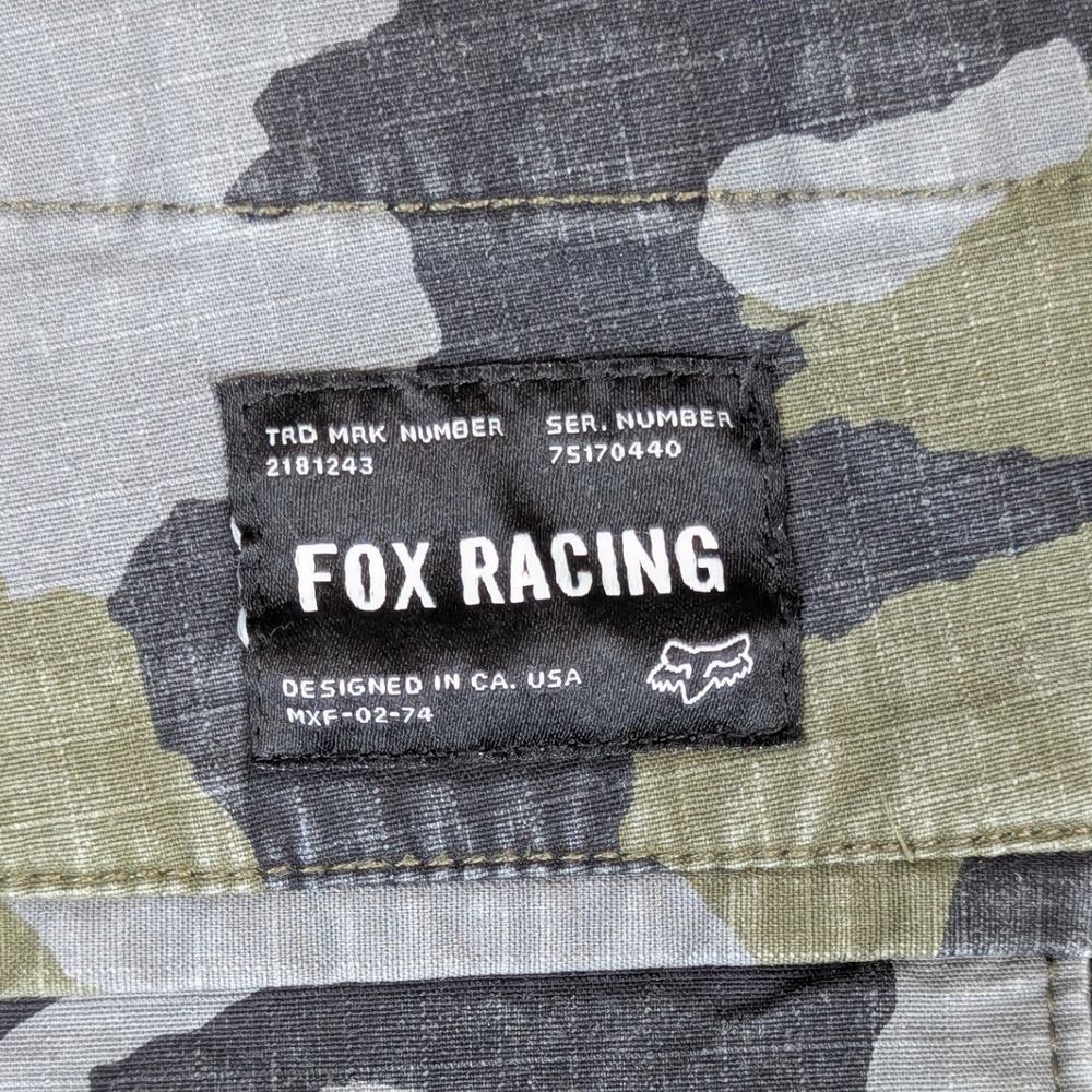 Fox Racing Mens Camo Cargo Shorts Size 38 Green Grey Ripstop Motocross MX Skater - Picture 11 of 16